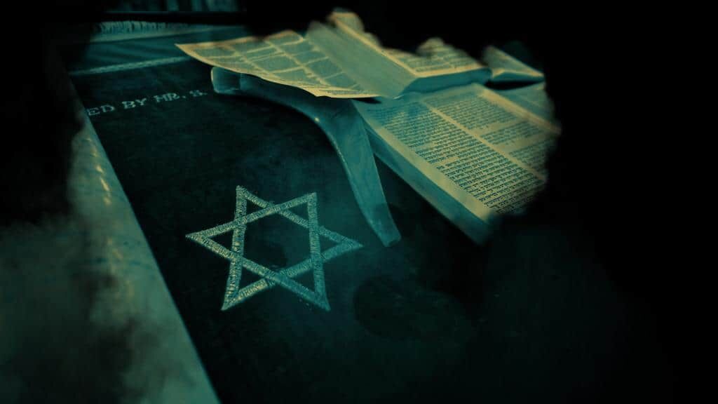 Nytt Temasök! Hitta program om antisemitism, Förintelsen och församlingars svar